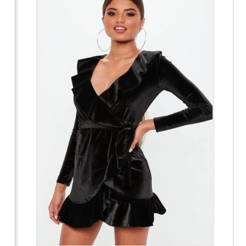 MISSGUIDED black velvet plunge tea dress